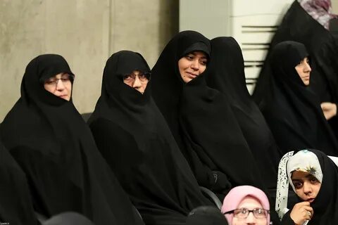 دیدار شرکت کنندگان مسابقات قرآن با رهبری 