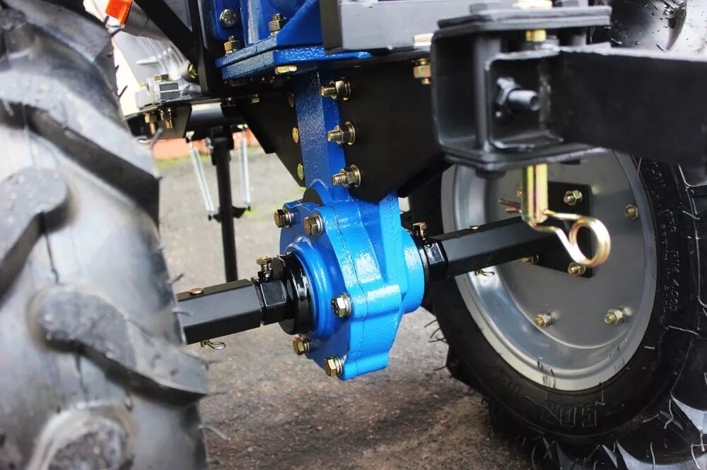 Погрузка краном. Разгрузка фуры. Mini traktor iz reduktora neva. Разгрузка осей. Разгрузка осей.