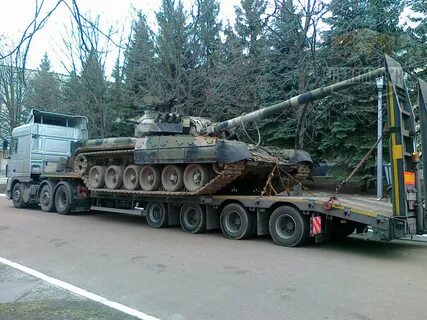 Везут танки