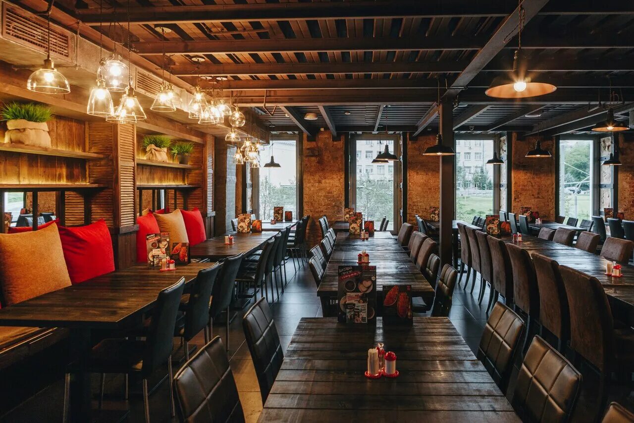 Интерьер муму. Интерьер муму. Ресторан му-му в москве. Сеть ресторанов муму в москве. Столовая муму в москве.