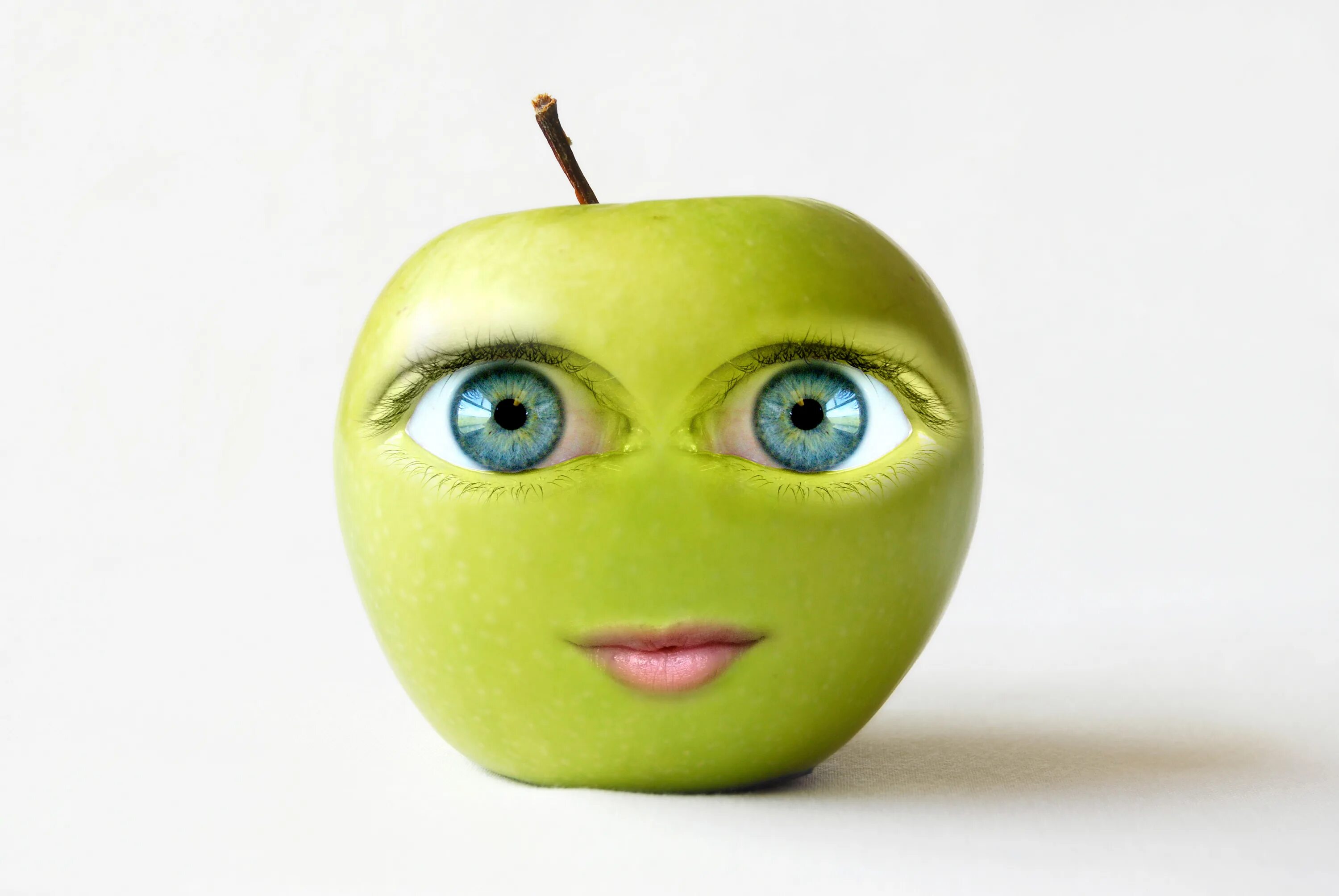 Apple face. Apple face. Яблоко с лицом. Apple face. Мемы про яблоки.