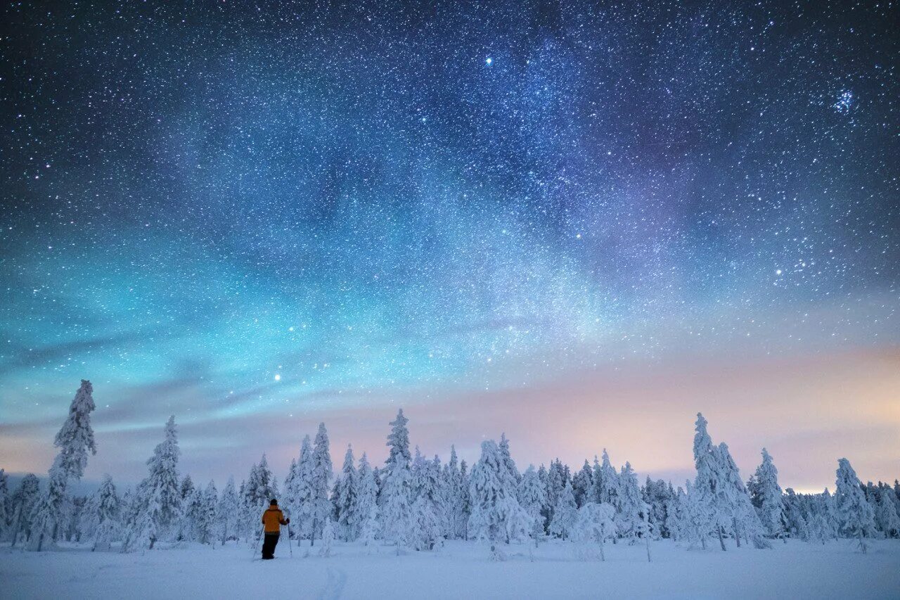 Небо над зимой. Зимнее небо. звездное небо зима. зимнее звездное небо. зимнее ночное небо.