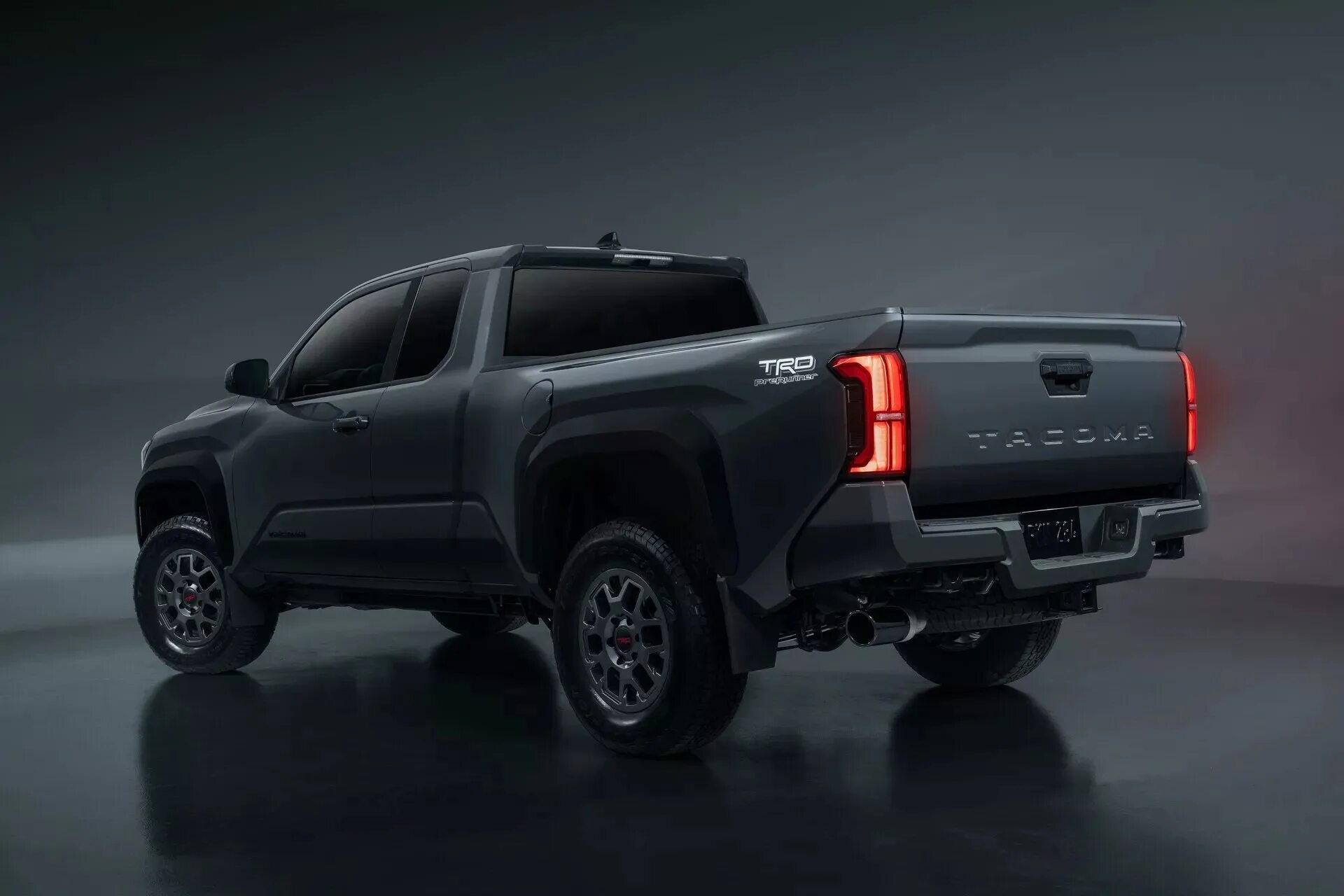 Пикапы 2024 в россии. Тойота Такома 2023. Toyota Tacoma 2024. Toyota Tacoma новая. Tacoma 2023 TRD.