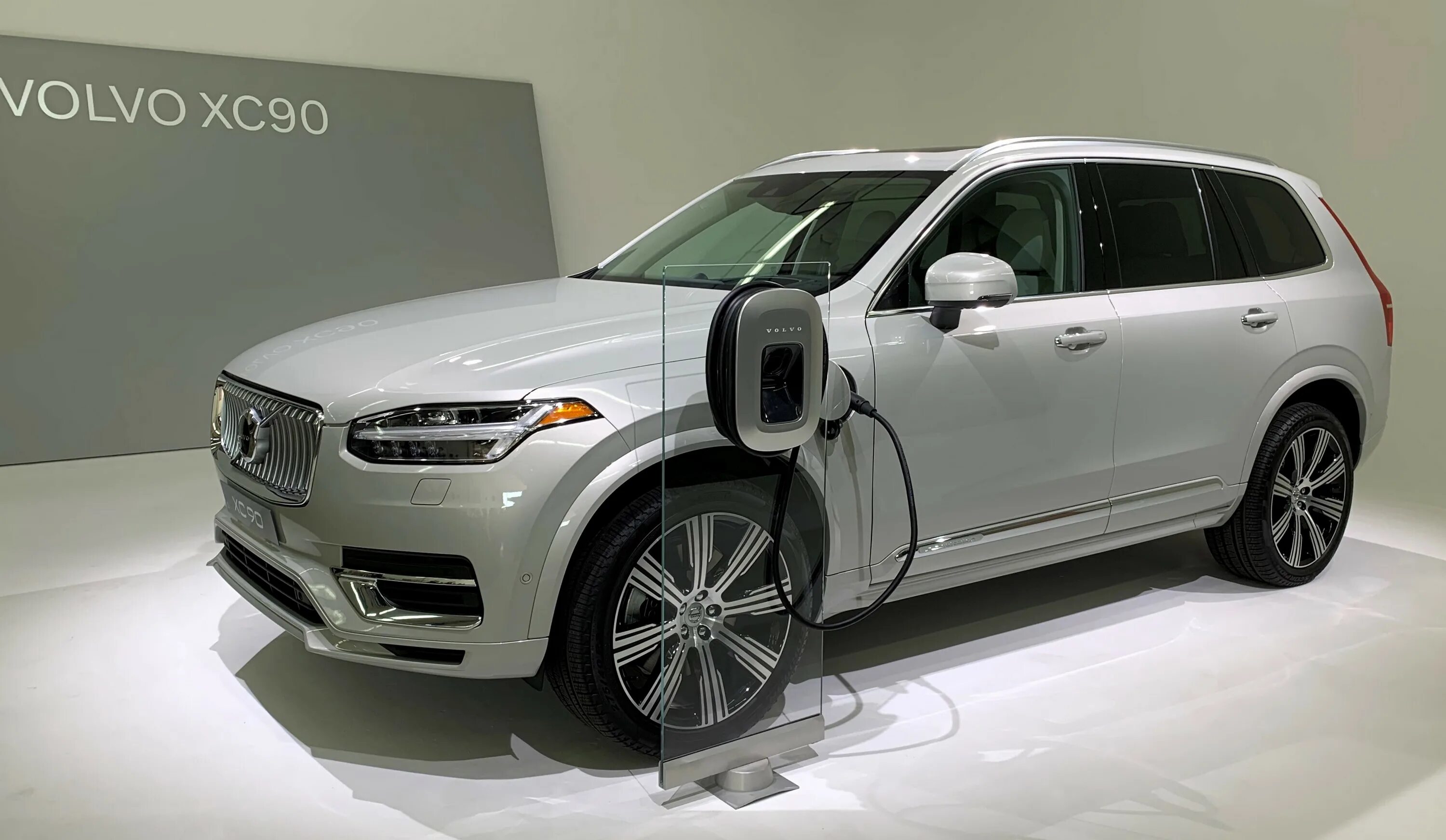 Volvo xc90 t8. Volvo xc90 Recharge. Volvo xc90 t8 Recharge. Volvo xc90 2022. Xc90 гибрид