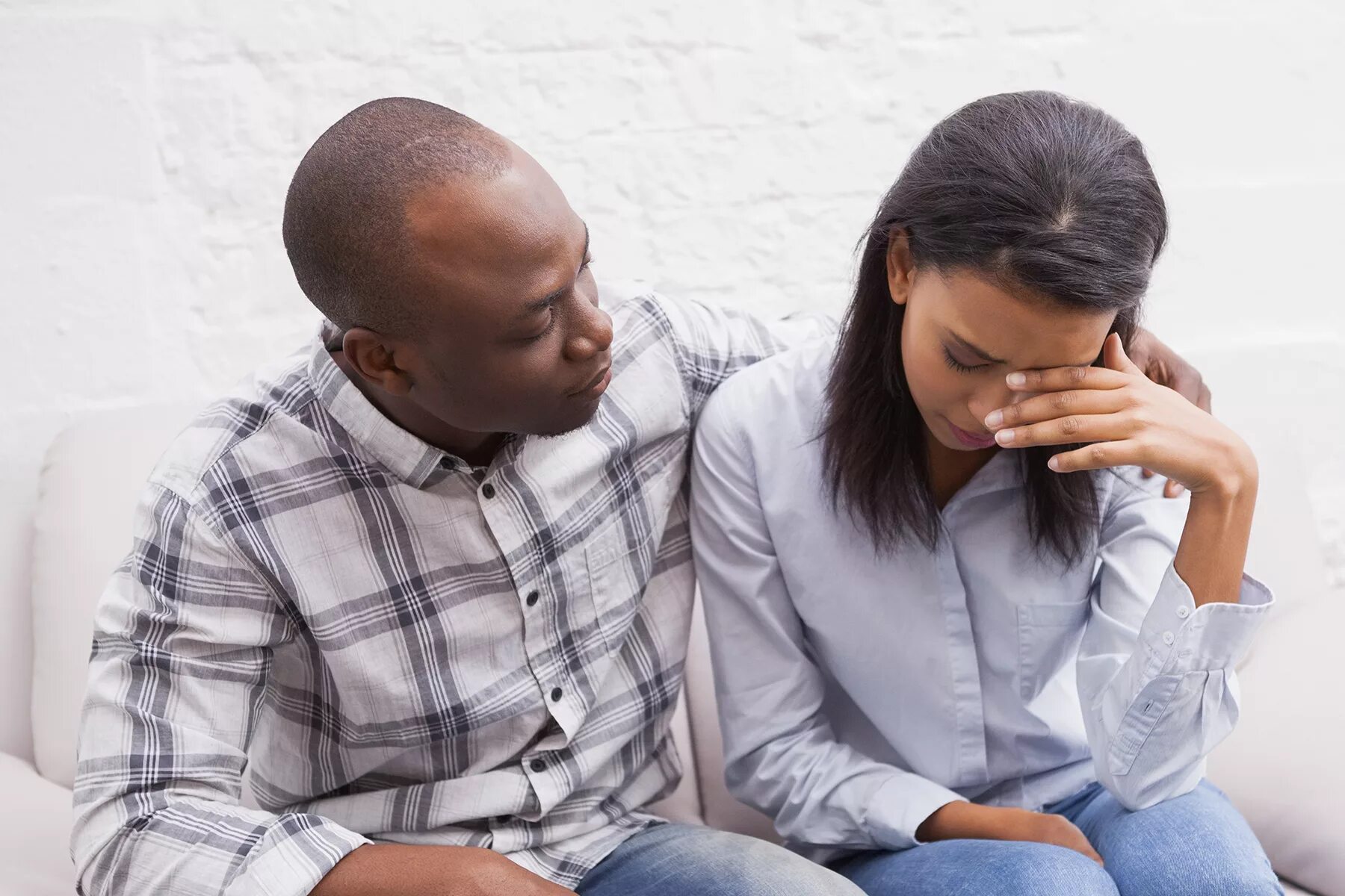 Telling trouble. People in trouble. to be in trouble. насмешка: soured relationship. avoid trouble.