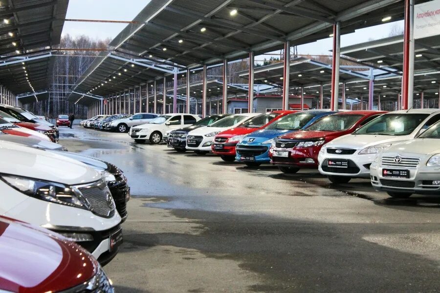 ттс гарант набережные челны. белорус авторынок брест самые деловые авто. крытый авторынок набережные. крытый авторынок на беляева набережные. автосалон в паркинге.