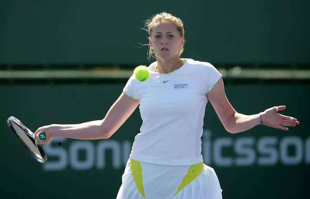 Международный теннисный турнир в брисбене. Анастасия потапова теннисистка в купальнике. Сетка турнира в брисбене. Сетка турнира в брисбене. Анна бондаренко теннис.