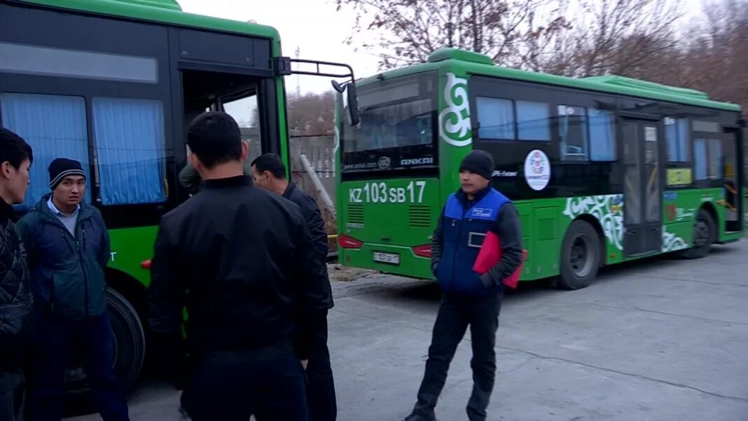 Проезд в шымкенте. Шымкент автобус. автобусы шымкенте. kazavtotrans шымкент. новые автобусы шымкент.