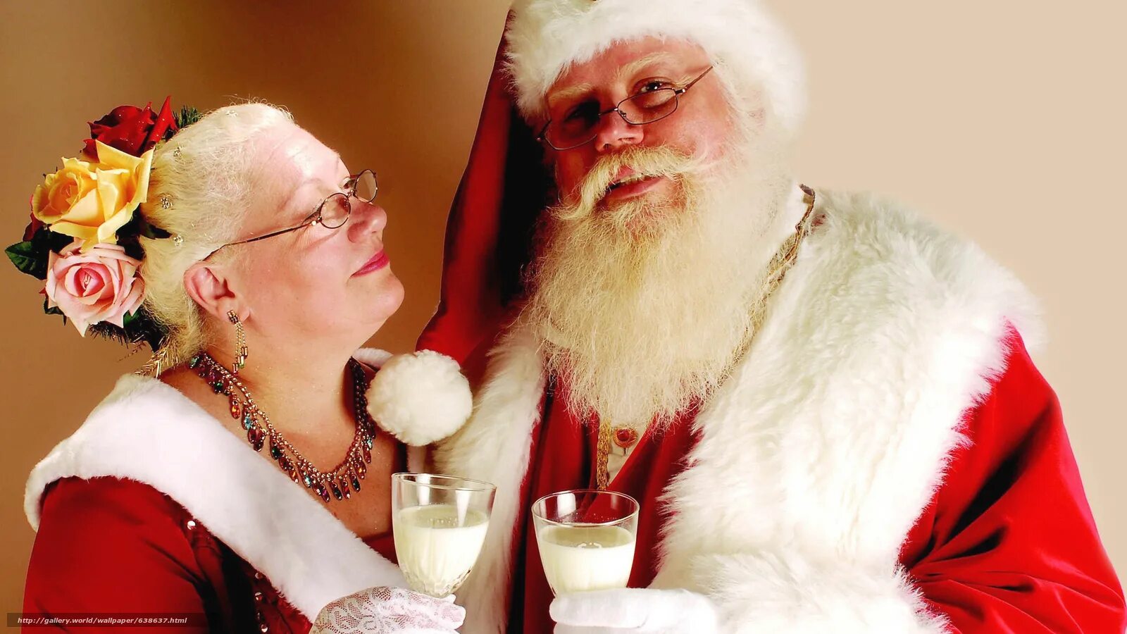 Дорогой дедушка мороз мне ничего не надо. Подари мне юность дедушка мороз забери. Дед мороз. Плохим девочкам дед мороз дарит. Шу шу шу я письмо пишу.