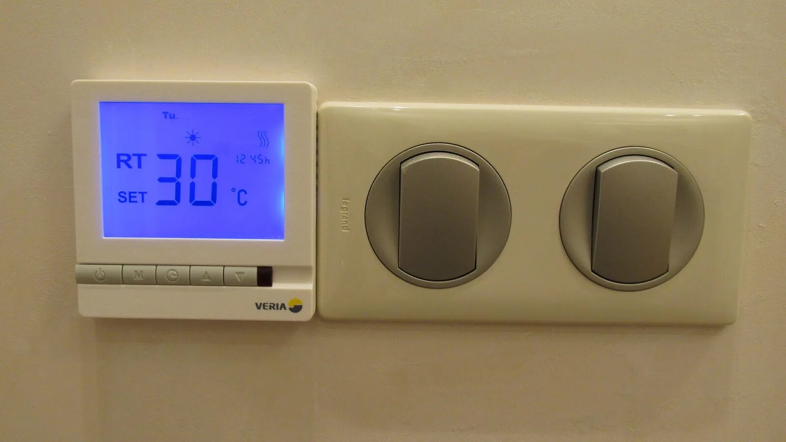 T controls