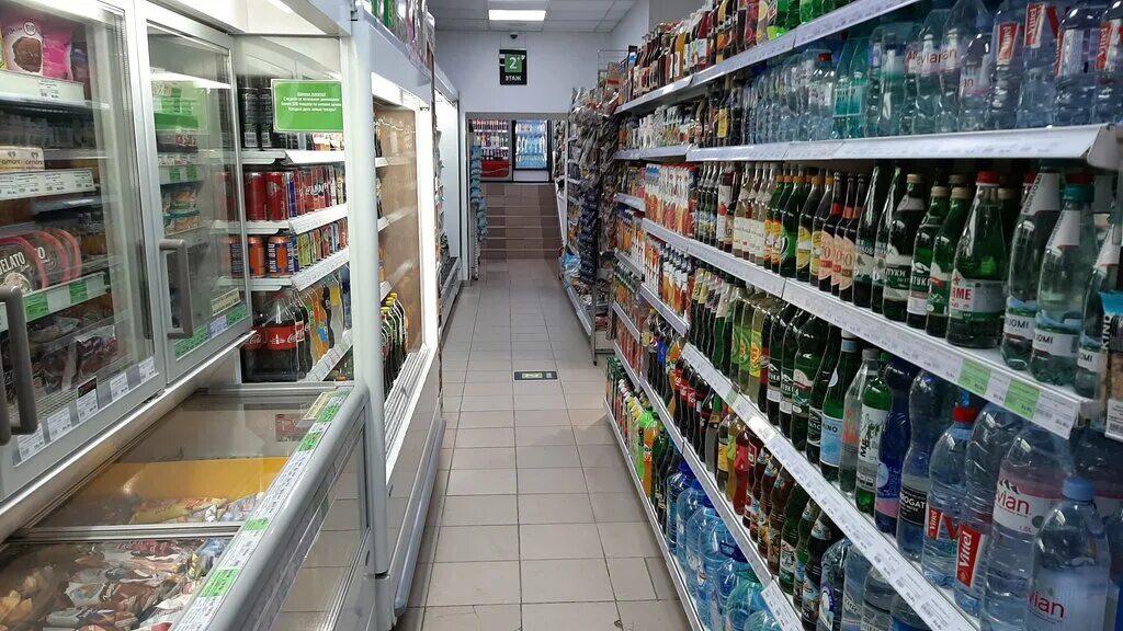 Торговое оборудование хитлайн. Интерьер супермаркета. Тц семьдесят седьмой коньково. Супермаркет м. Супермаркет м.