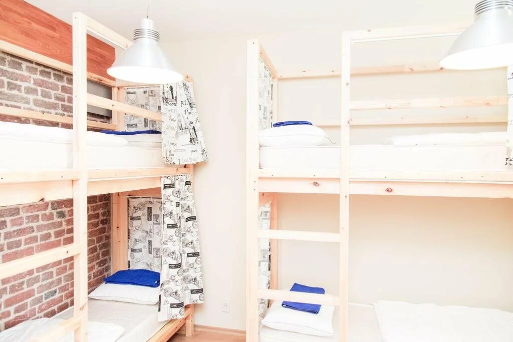 Хостел молодой. Молодой капсульный хостел сочи. Хостел ворд. Хостел молодой. Ул.