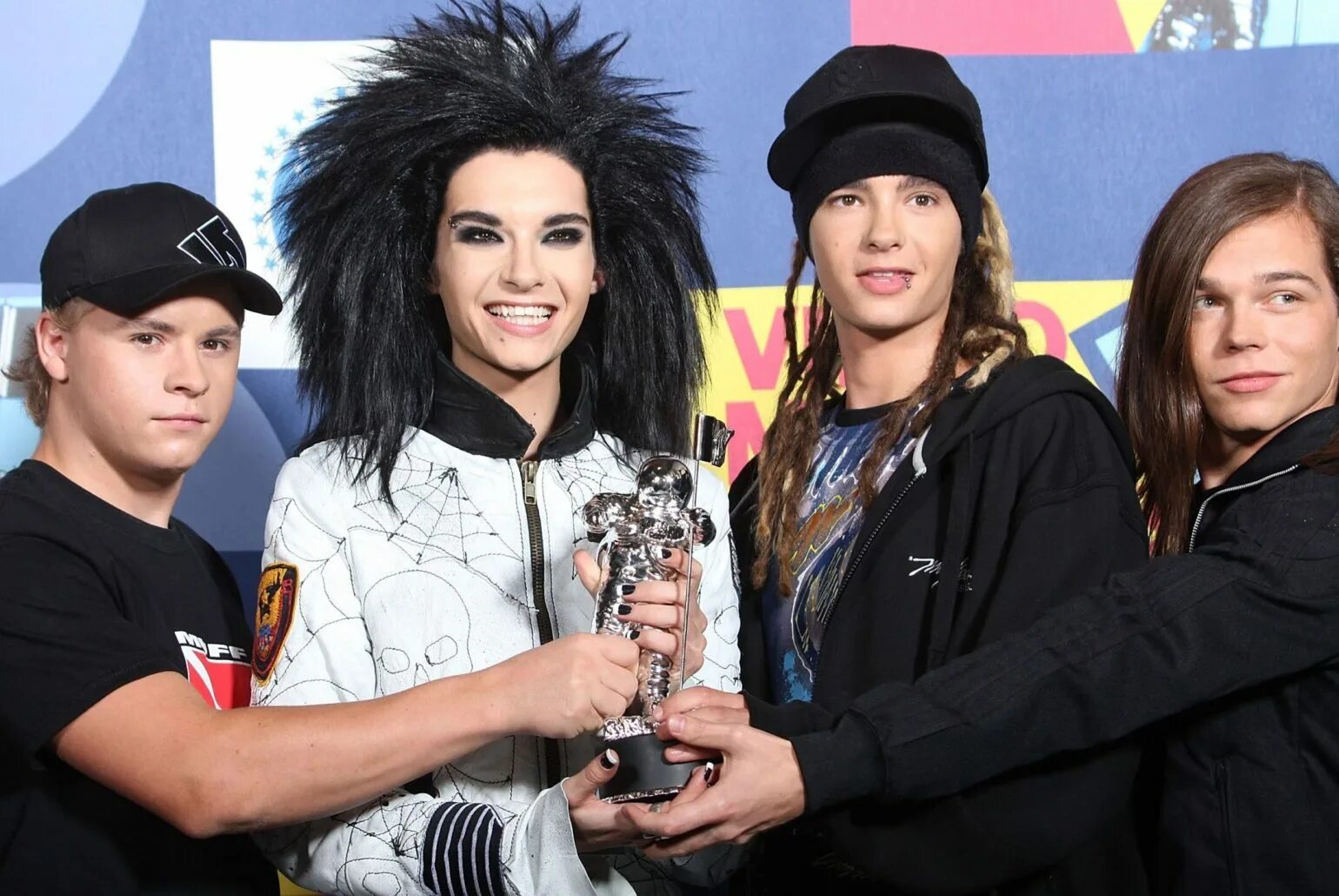 Новая молодая группа. Tokio Hotel 2007. Токио Хотель 2007. Немецкая группа Токио хотел.