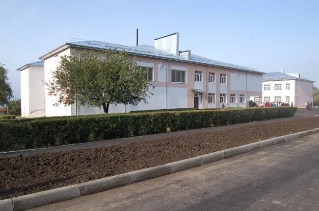 П мичуринский кчр. Новая школа в поселке мичуринский. Поселок октябрьский кчр. Мичуринский кчр. Мичуринский прикубанский район 2017.