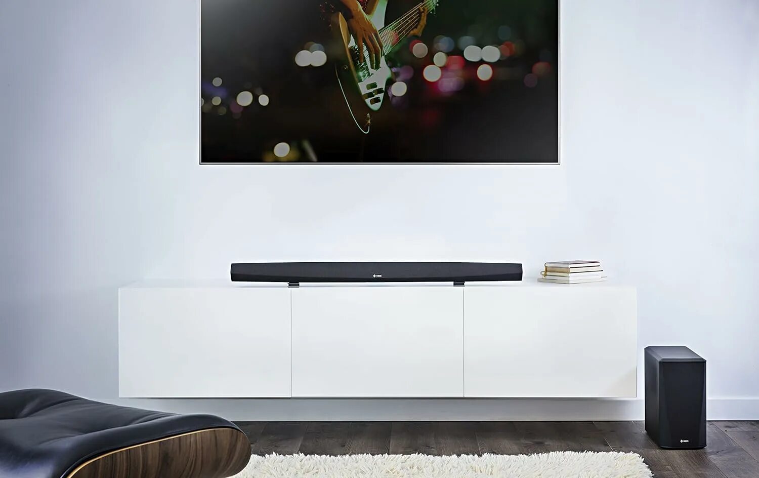 Как добавить саундбар. Саундбар denon heos homecinema. denon heos homecinema hs2. denon heos bar. саундбар над телевизором.