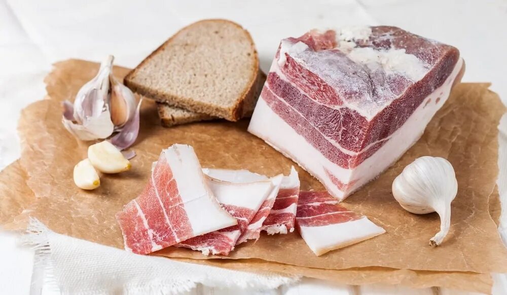 Свиное сало. Сало это продукт. Сало. Сало. Сало домашнее.