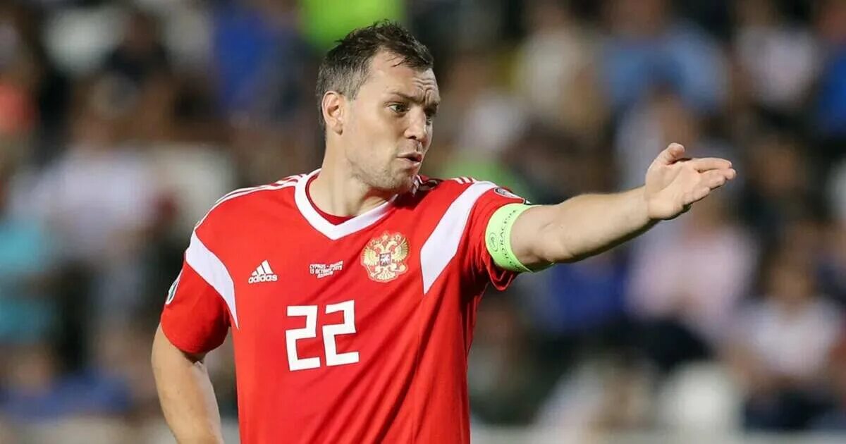 Дзюба лига чемпионов. Играл ли дзюба. Дзюба зенит 2022. Дзюба футболист. Играл ли дзюба.