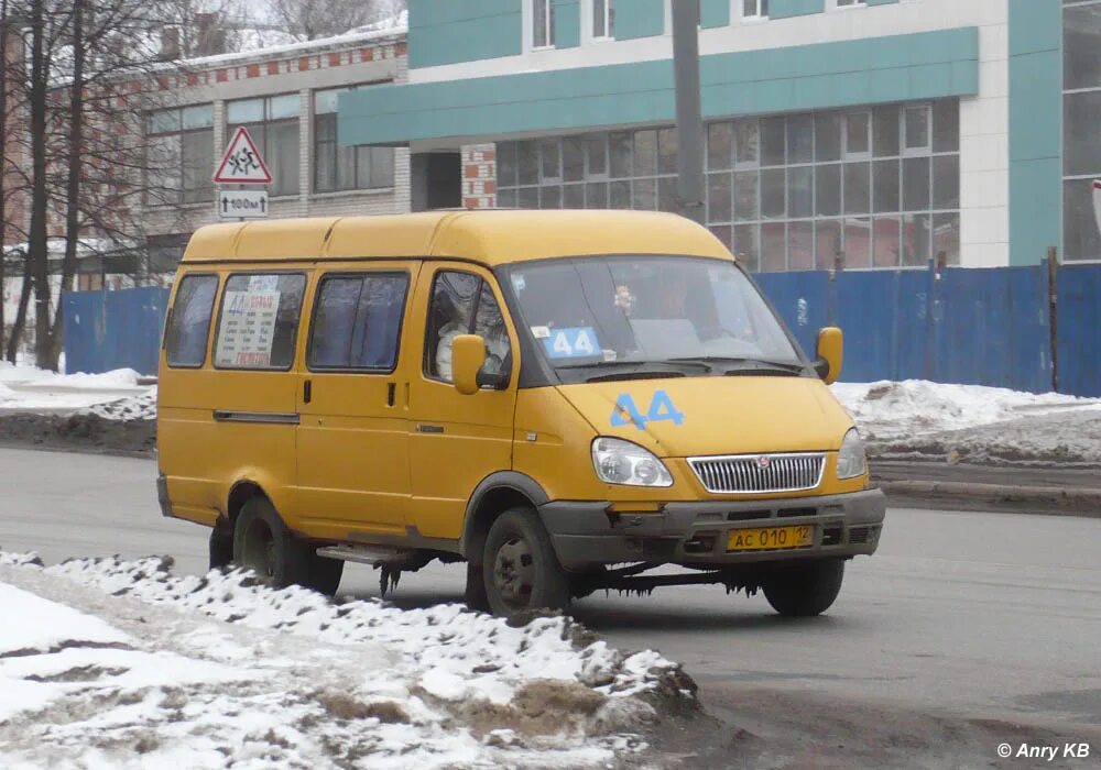 Автобус до савино. ГАЗ 3221. Газель Марий Эл маршрутка. ГАЗ 322132 маршрутка СПБ. Газель номер хсс33.