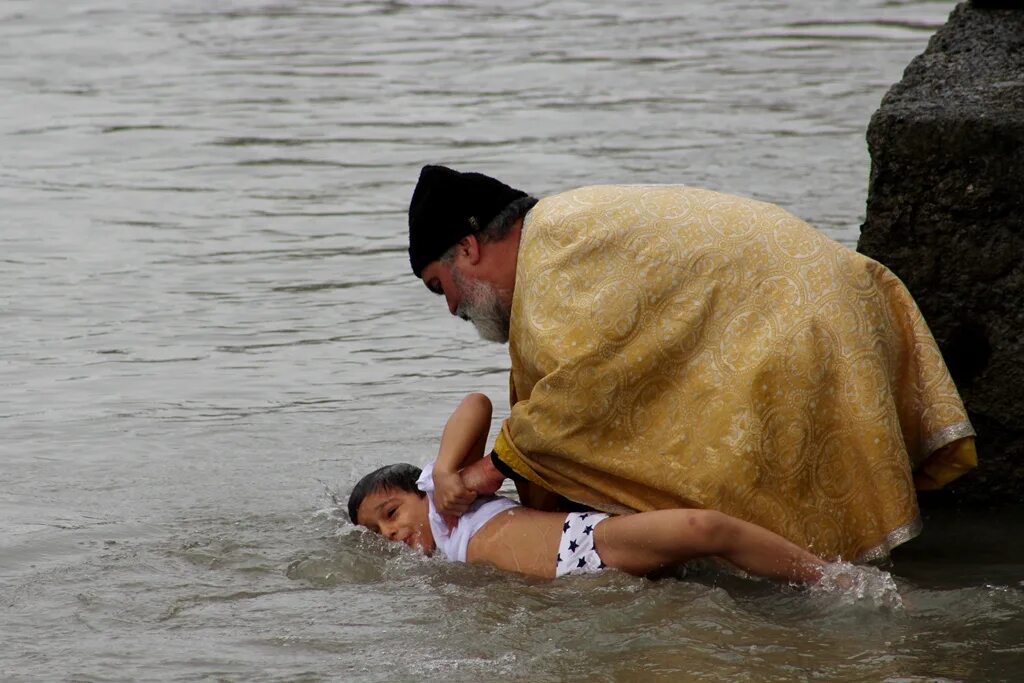 Северная осетия вера. Крещение 2023. Крещение осетии. Крещение детей в осетии. Северная осетия вера.