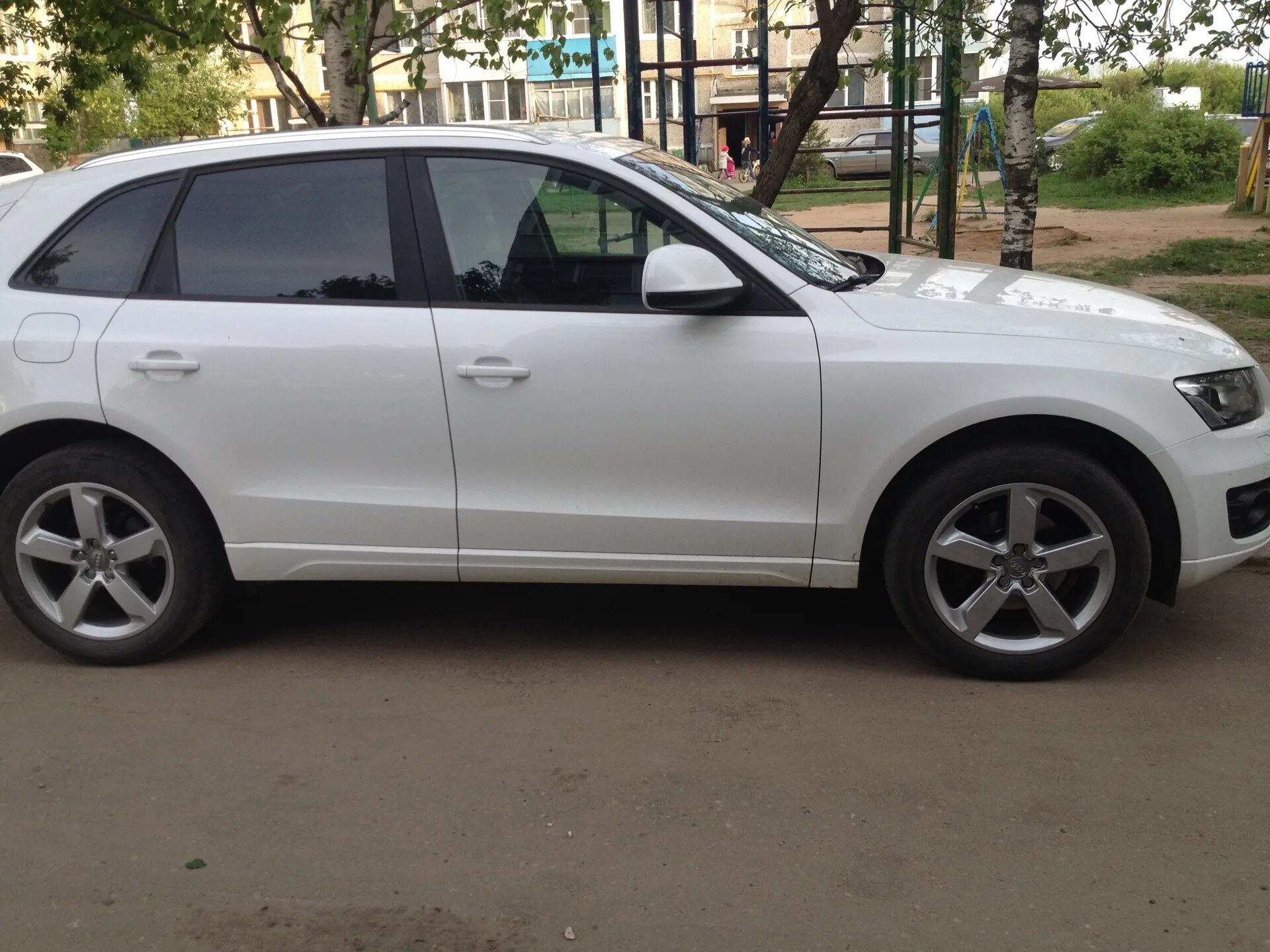 Диски ауди q5. Audi q5 r19. колеса audi q5 r19. audi q5 2010 r19. диски audi q5 r19.