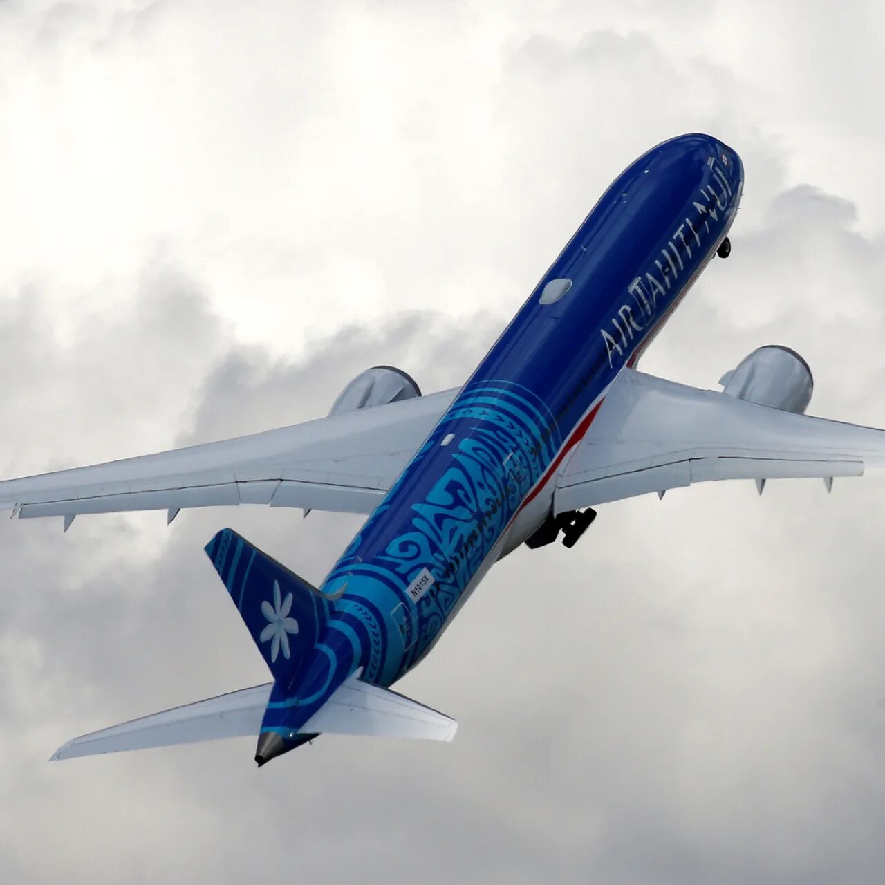 Синий самолет. Пассажирские самолеты с синим хвостом. Звук самолета. Звук самолета mp3
