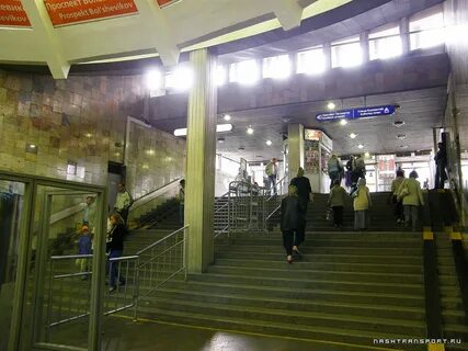 Метро большевистская