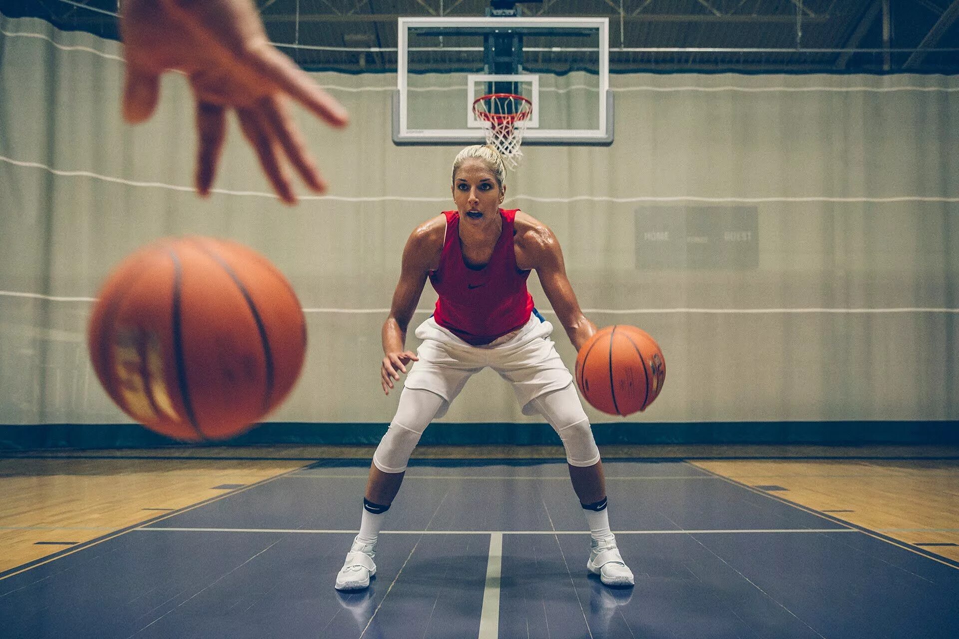 3-х очковый бросок в баскетболе. Леонардо ди каприо дневник баскетболиста. Баскетбол. Фил джексон. Оливье риу баскетболист.