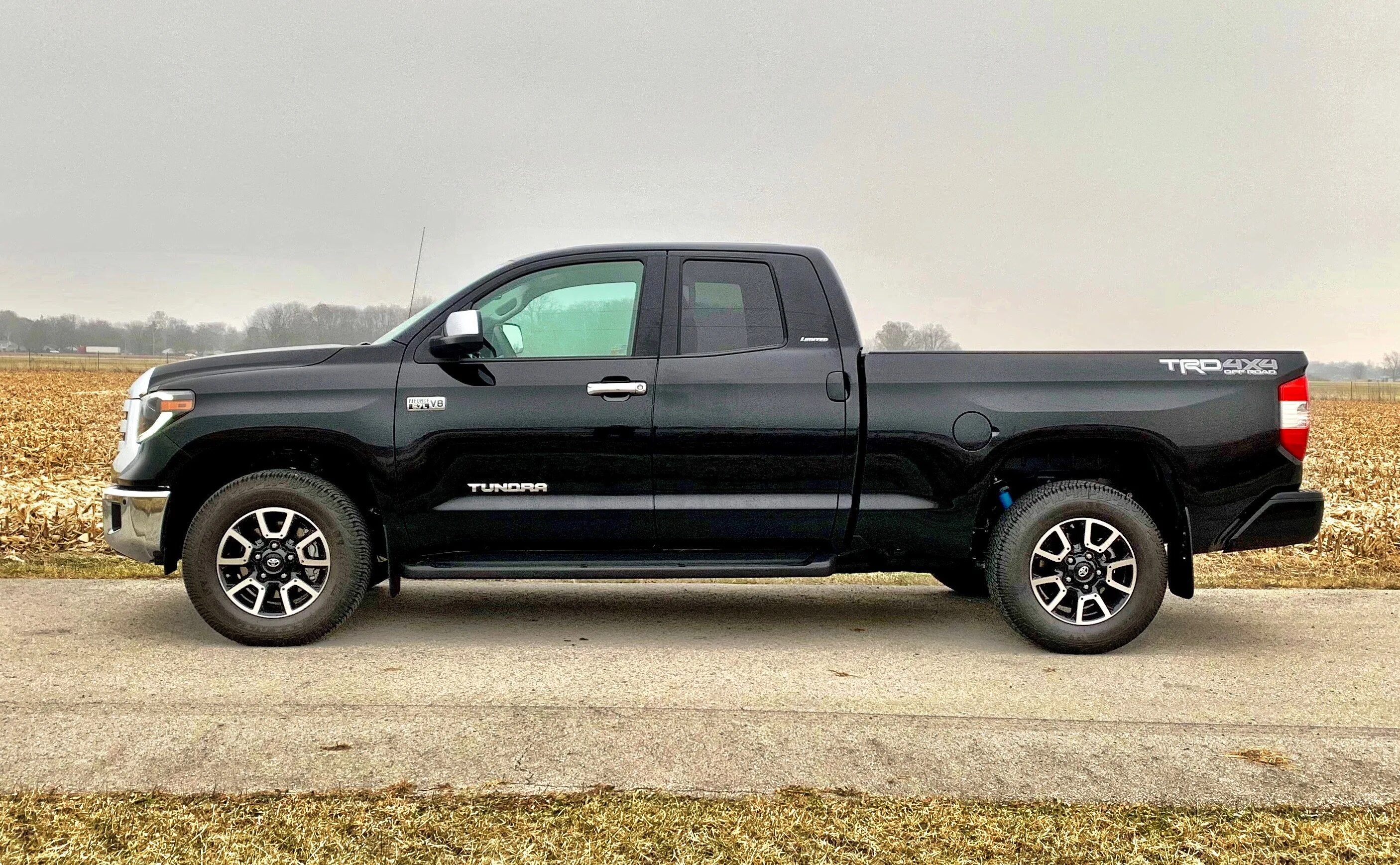 Обзор tundra. Toyota tundra 2019. toyota tundra 2019 off road. toyota tundra 2019 trd off road. toyota tundra 2025 со всех ракурсов.