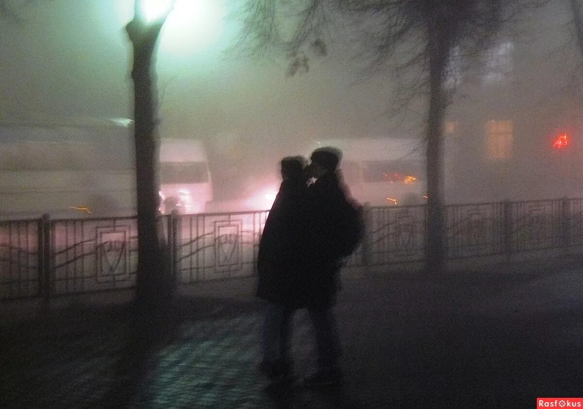 от влажного тела пар туманные города. от влажного тела пар туманные города. от влажного тела пар туманные города. город в тумане. город в тумане.