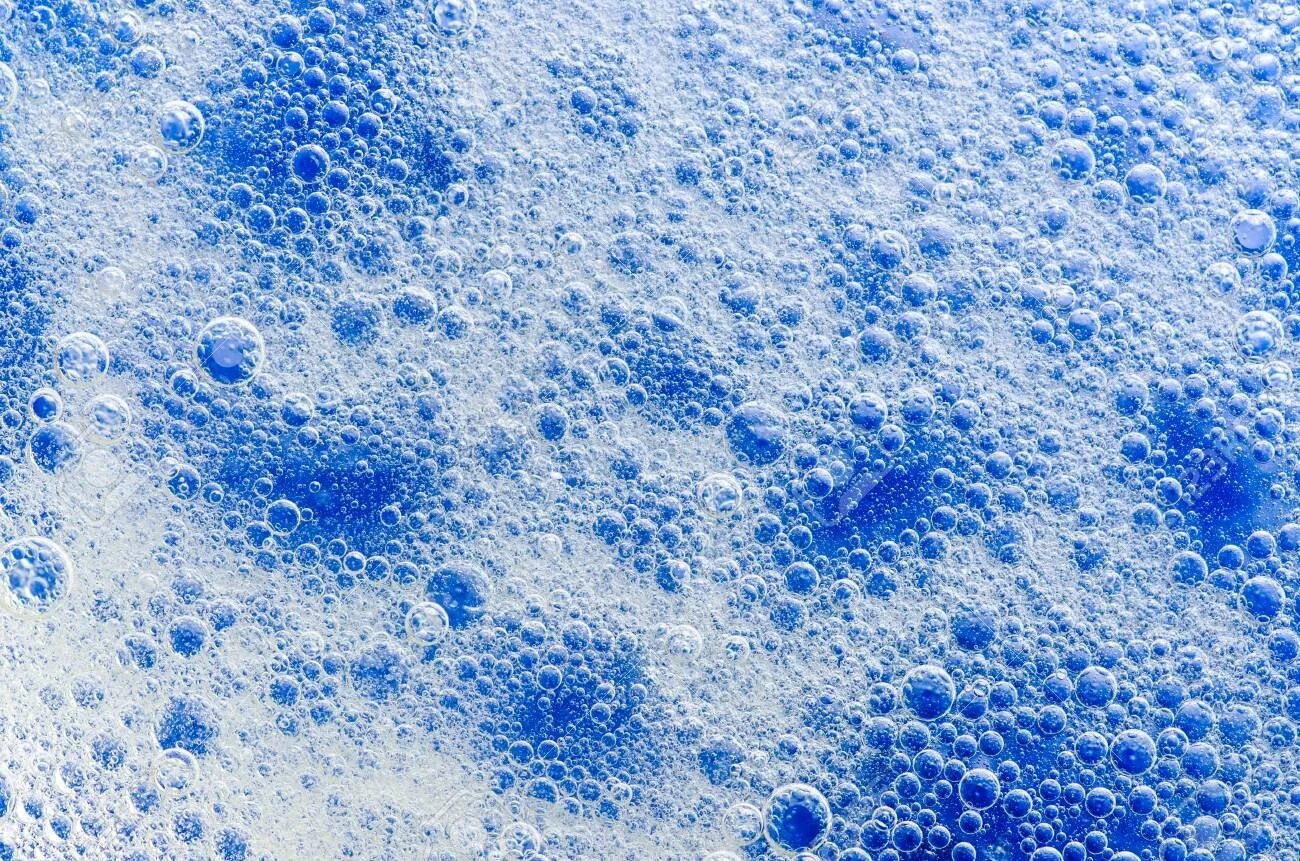 Синяя пена. Пена синий голубой. Реклама кислородная пенка на голубом фоне. Звук пузырьков пены полезен для организма.