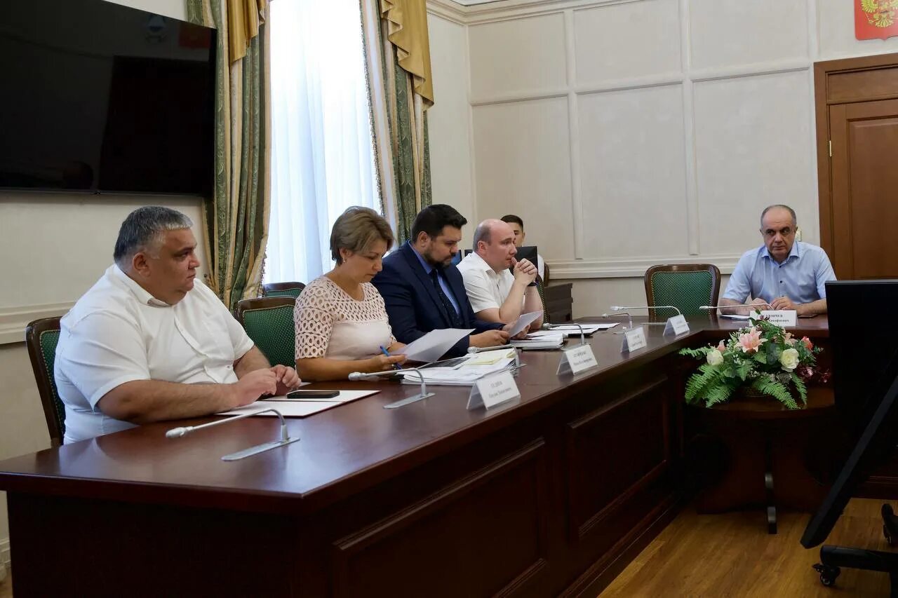 Новости кчр на сегодня. Парламент кчр. Глав пресслужба главы кчр. Глава кчр. Новости кчр.