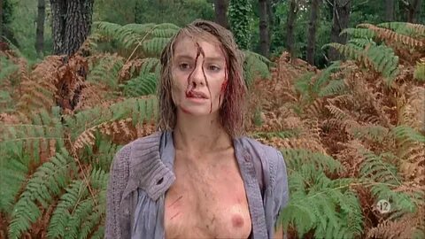 Paradis criminel nude pics 