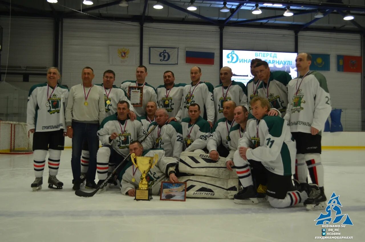 барнаул лхл ветераны. барнаульская хоккейная команда скиф. хоккей любительская лига. хк скиф барнаул. турнир хоккей афиша.