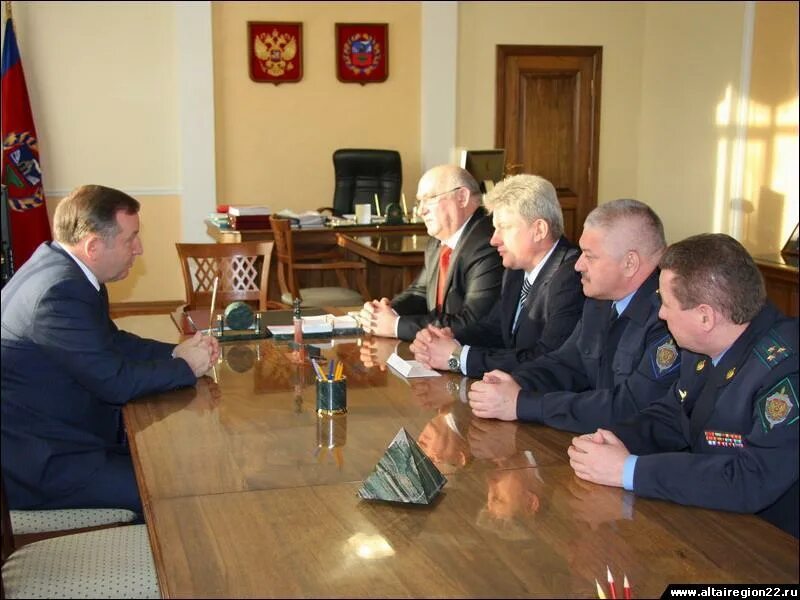 Начальник управления кадров. Начальник УФСБ России по Алтайскому краю. Управление ФСБ пограничной службы Алтайского края. Начальник ПУ по Алтайскому краю. Начальник управления пограничной службы ФСБ России.