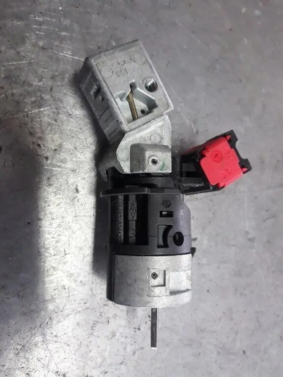 Как снять замок зажигания рено кангу Замок зажигания Renault Trafic Opel Vivaro 7701038365, 7700765533 Видео