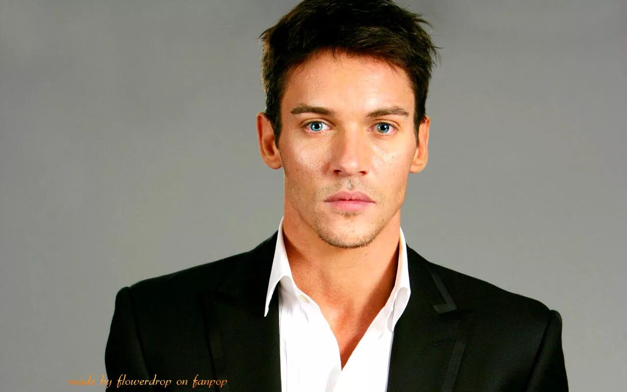 Орлянский павел васильевич. Актеры творческих мастерских. Бретт далтон аватар. Йен сомерхолдер. Артистка карпова татьяна михайловна.