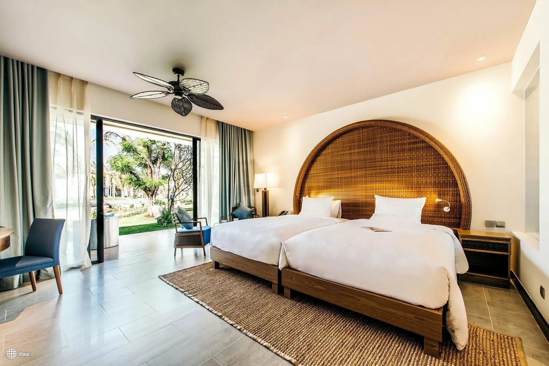 Фукуок вьетнам. Novotel вьетнам фукуок. Novotel phu quoc resort. Самые лучшие отели фукуока. Рэдиссон фукуок.