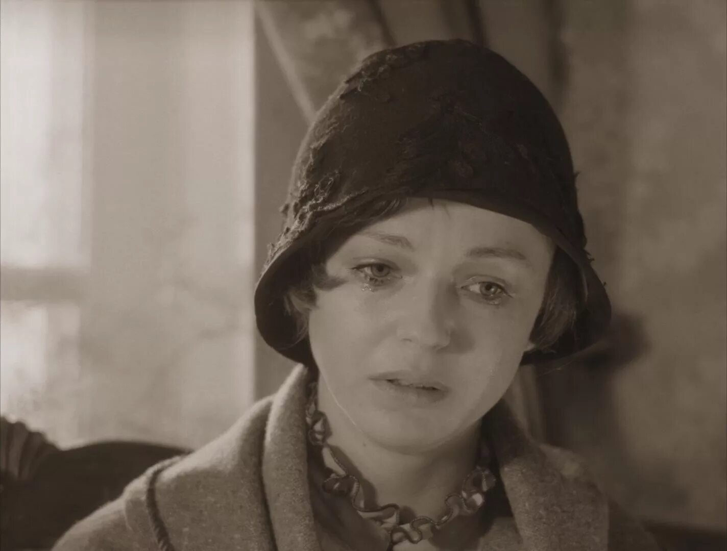 собачье сердце машинисточка. собачье сердце васнецова. собачье сердце машинистка актриса. машинистка собачье сердце. машинистка собачье сердце.