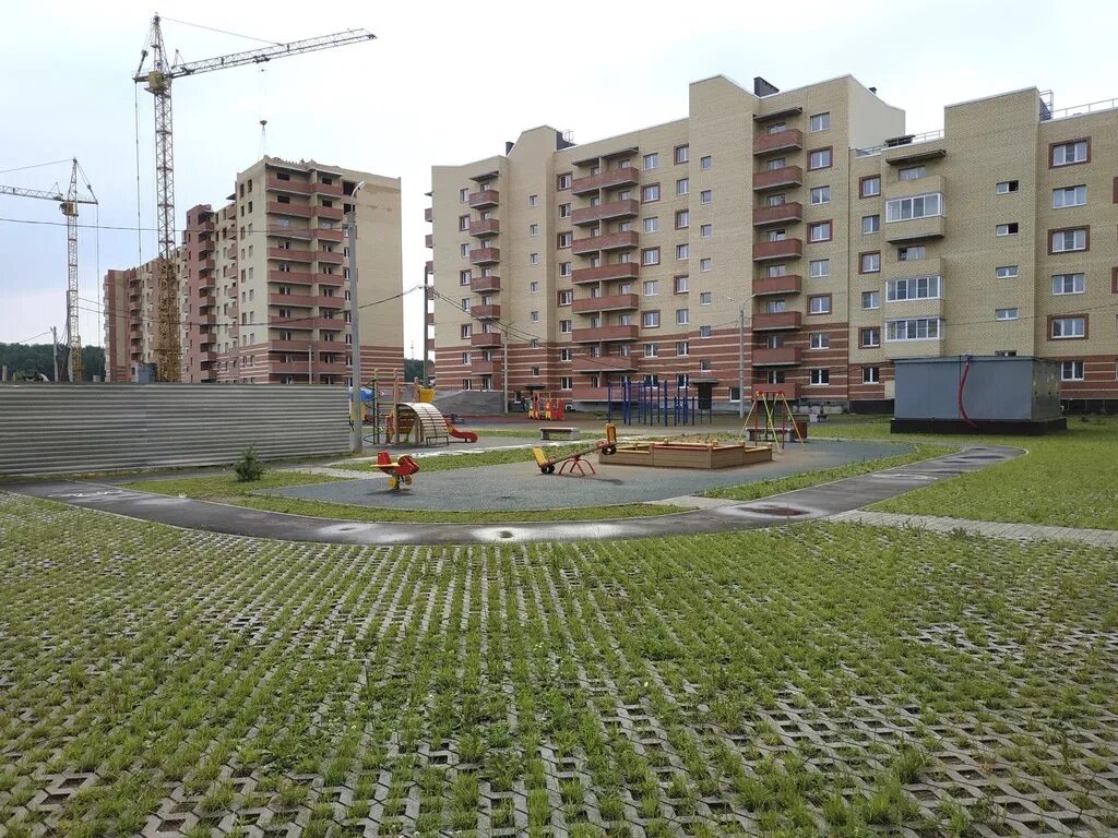 Новый дом на папанина ярославль. Светлояр фото квартир. Жк светлояр ярославль. Жк светлояр ярославль. Квартал парк светлояр ярославль.