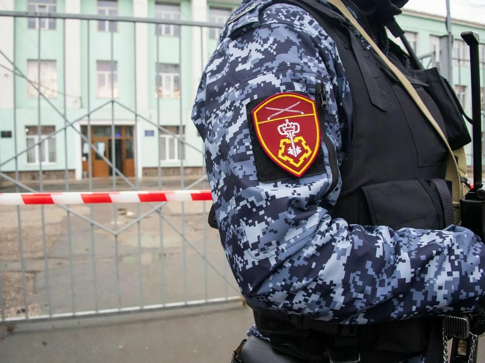 Минирование сегодня. Симферополь школа. минирование школ в крыму. симферополь минирование.