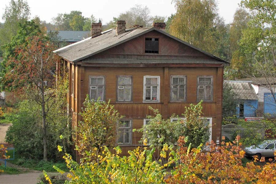 Дома в малой вишере новгородской области. Усадьба малая Вишера. Ул Володарского малая Вишера. Малая Вишера улица Михайловская. Малая Вишера Новгородская область.