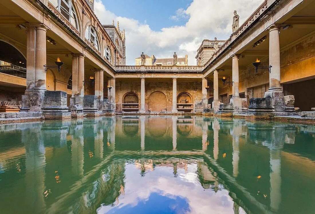 Римские термы в городе бат. Древний Рим термы бани купальни. Термы в древнем Риме. Римские бани в городе бат.