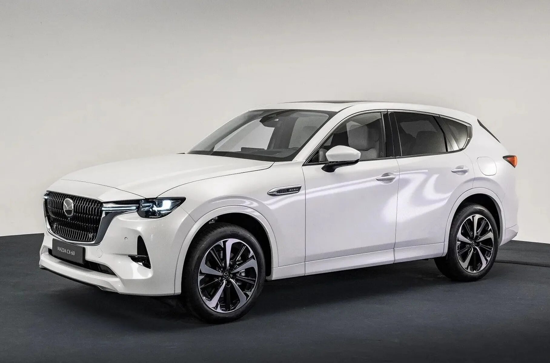 Mazda CX-60 дебютировала в Японии