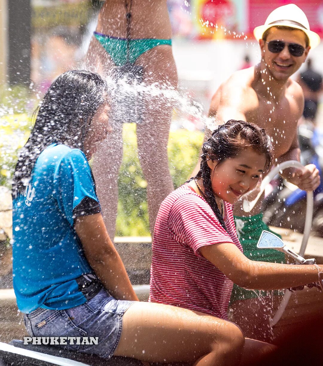 Songkran (Сонгкран) в Таиланде. Тайский новый год Сонгкран. Сангрихан тайский новый год. Сонгкран 2022 Happy.