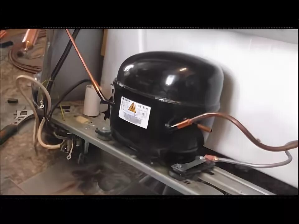 Холодильник Indesit C 240 G - Доска объявлений Камелот