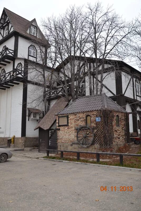 Камелот, ресторан, Парковая ул., 5, посёлок Чистые Пруды, Россия - Яндекс.Карты