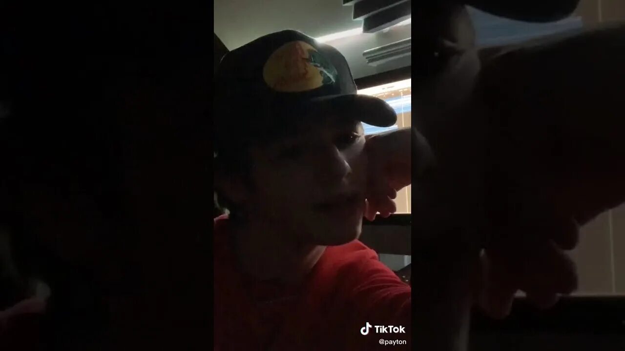 Пейтон rich boy перевод. Ричи бой пейтон перевод. Пейтон rich boy перевод. Пейтон моормиер рич бой. Пейтон 2022 рич бой.