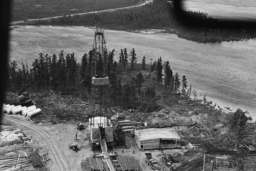 Место рождения нефти на западной сибирской. Освоение нефти западной сибири ссср. Нефтегазовое освоение сибири. Старые месторождения. Шаимская нефтеразведочная экспедиция.