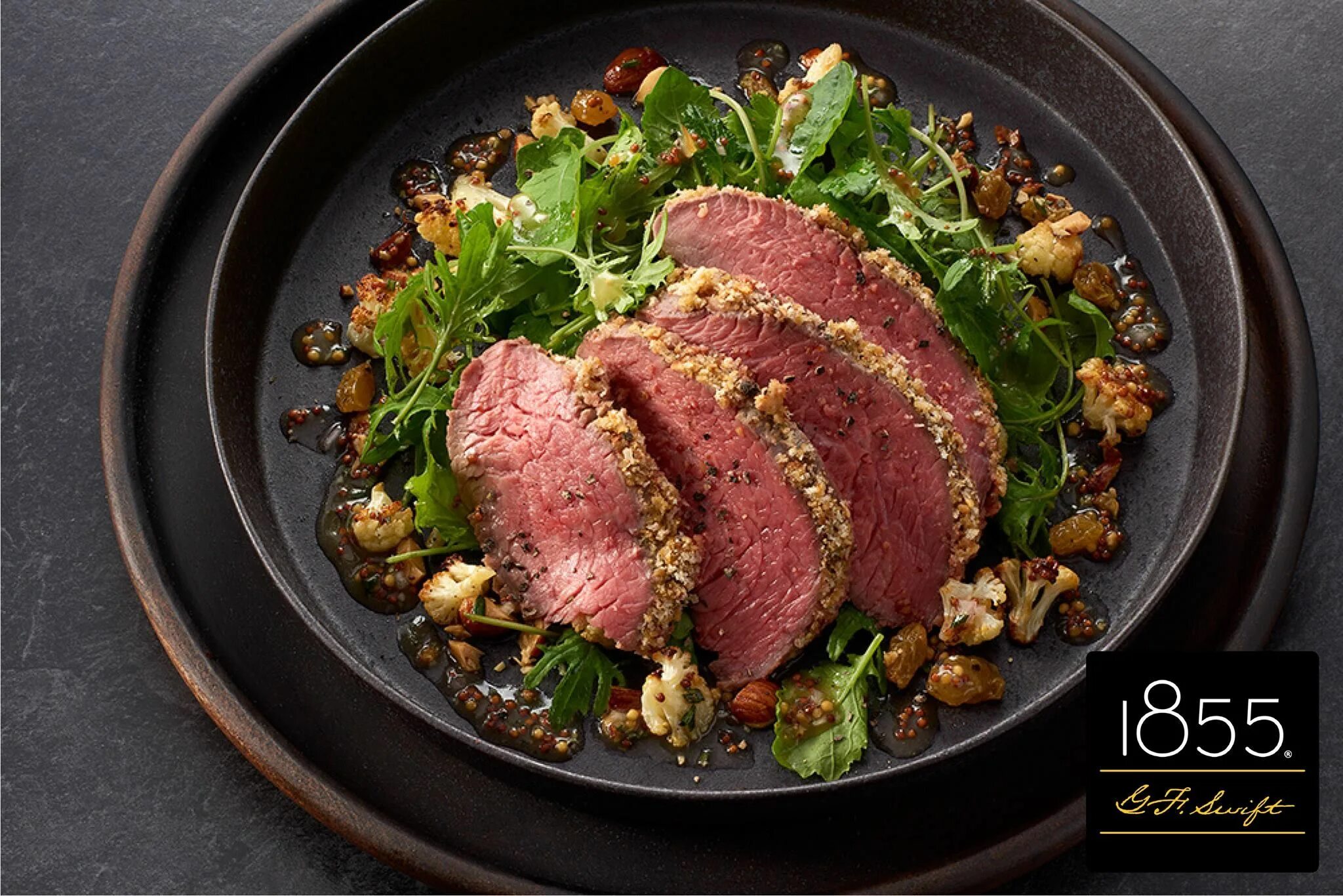 Бифштекс ростбиф лангет. Ростбиф бифштекс. Ростбиф. Стейк рибай с соусом порто. Ростбиф бифштекс.