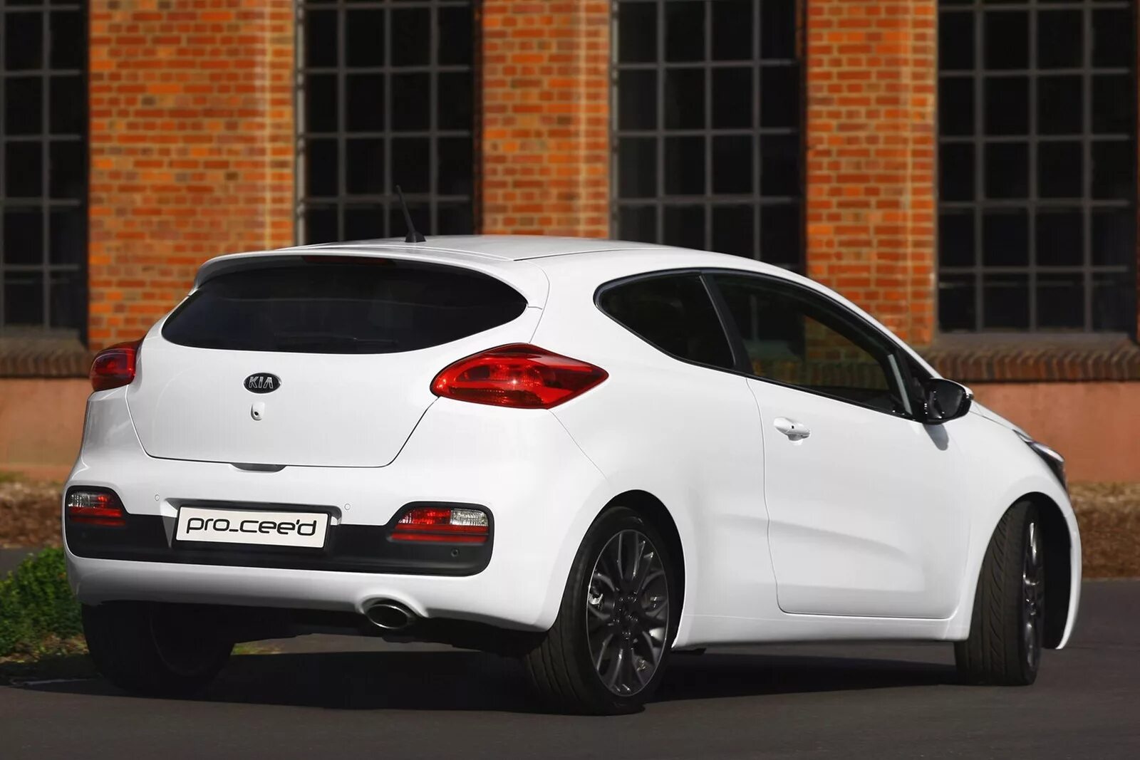 Kia Pro Ceed GT фото № 155347 автомобильная фотогалерея Kia Pro Ceed GT на Автор
